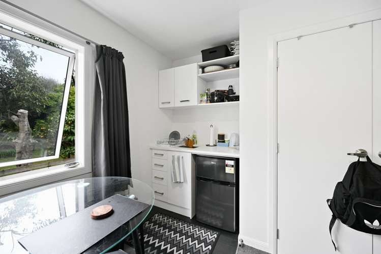 5/5 Edgecumbe Street Whitiora_17