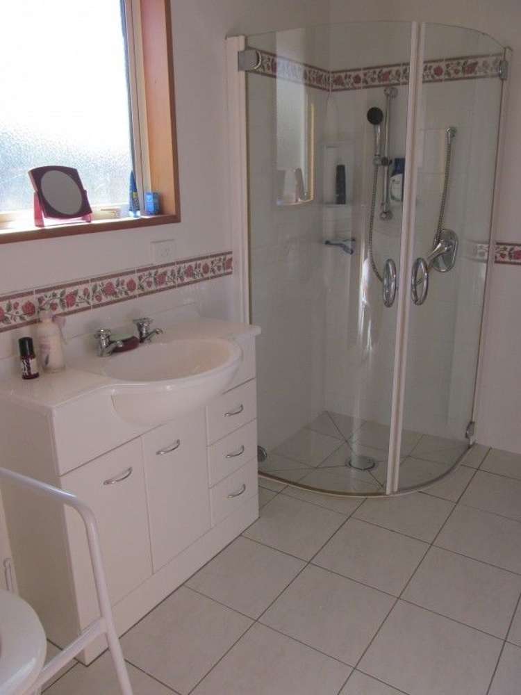 12 Osborne Street Riverton_9