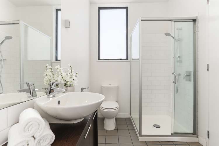 86 Fisher-Point Drive Auckland Central_11