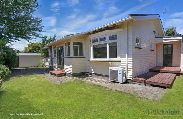 Charming Fendalton 3BR Home w/Courtyard