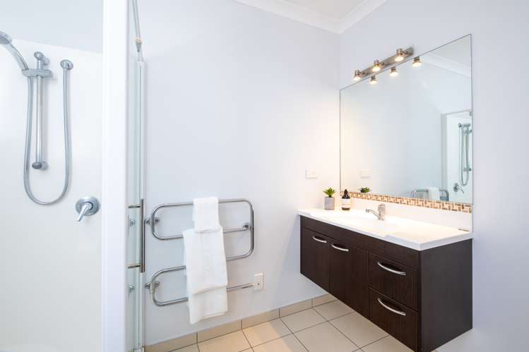 79 Russell Robertson Drive Havelock North_11