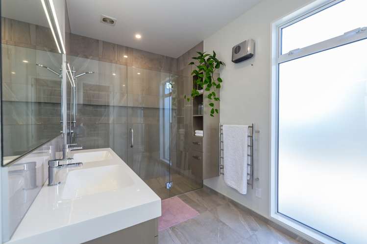 10 Silver Peaks Drive West Melton_16