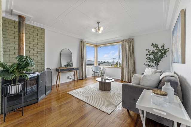 75 Gilkison Street Halfway Bush_4