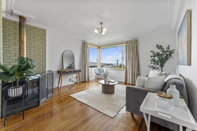 75 Gilkison Street Halfway Bush_3