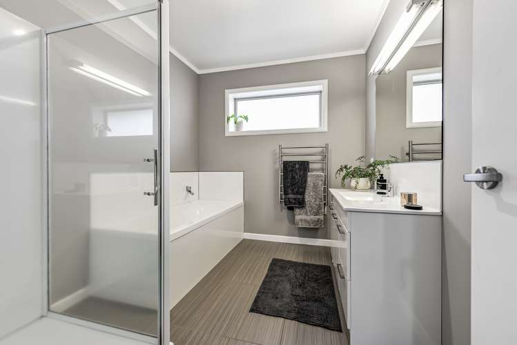 29 Kakanui Avenue Hillcrest_18