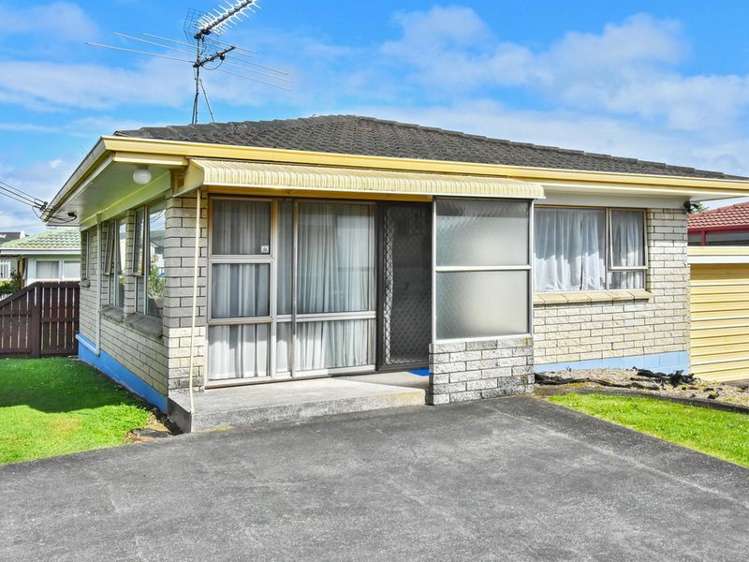 1/6 Russell Road Manurewa_0