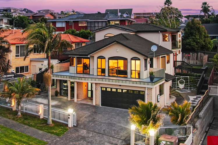 4 The Enclave Totara Heights_0