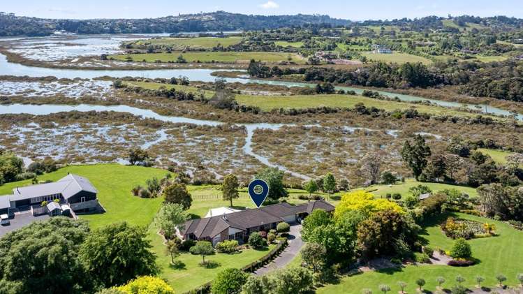 85 Whangaparaoa Road Red Beach_3