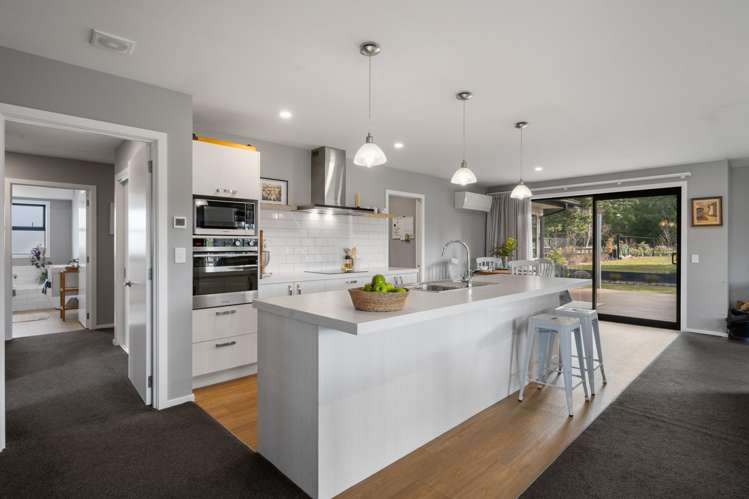77 Larch Crescent Alexandra_9