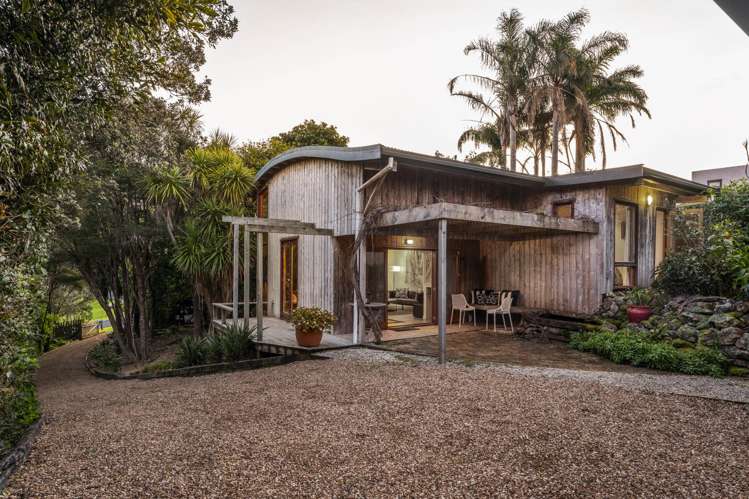 46 Tiri View Road Palm Beach_21