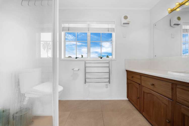 11 Melissa Place Farm Cove_17
