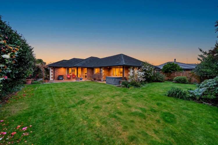 25 Paget Drive Woodend_27