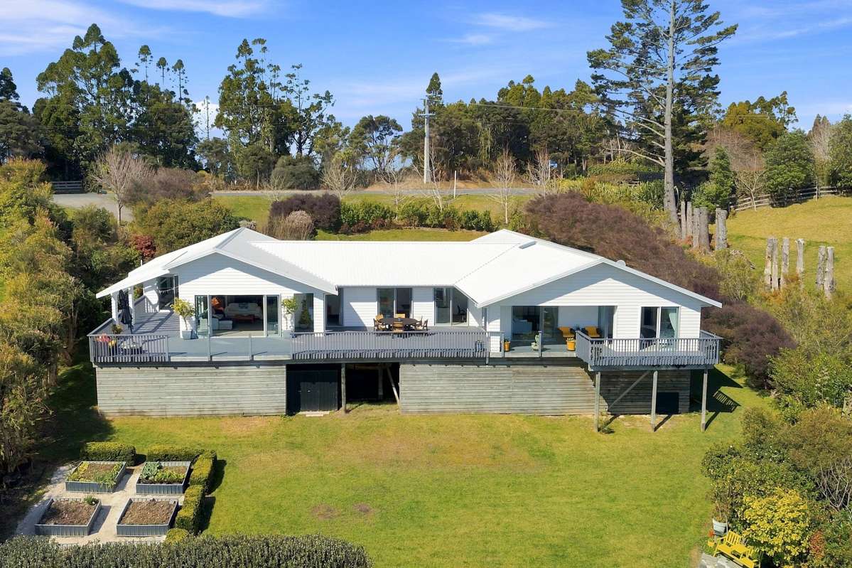 136 Pinchgut Road_0