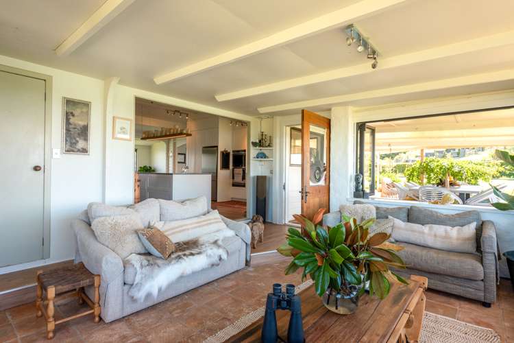 402 Orapiu Road Waiheke Island_20