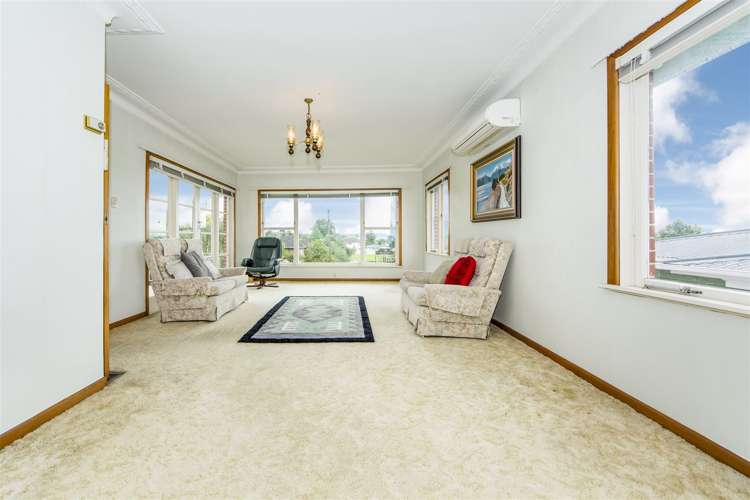 5 Wakeling Avenue Te Atatu South_8