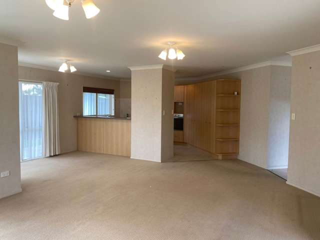 2 Longford Park Drive Takanini_4