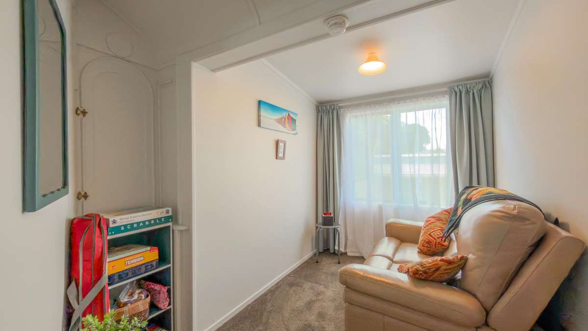 Tram 7 949 Thames Coast Road_4