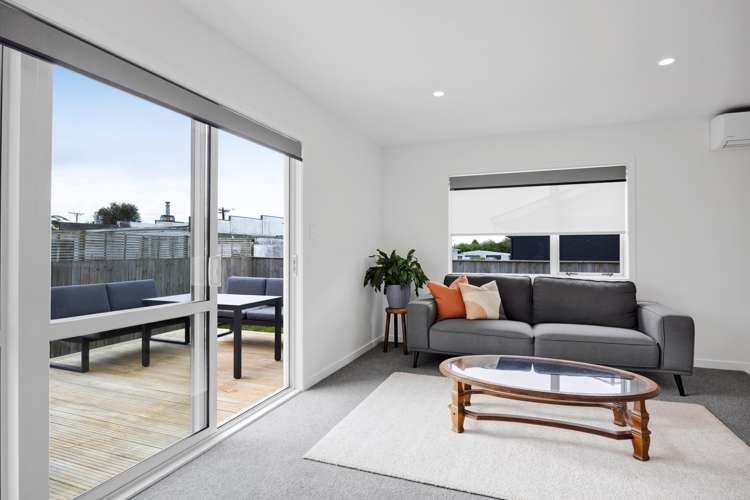 56 Warwick Road Stratford_9