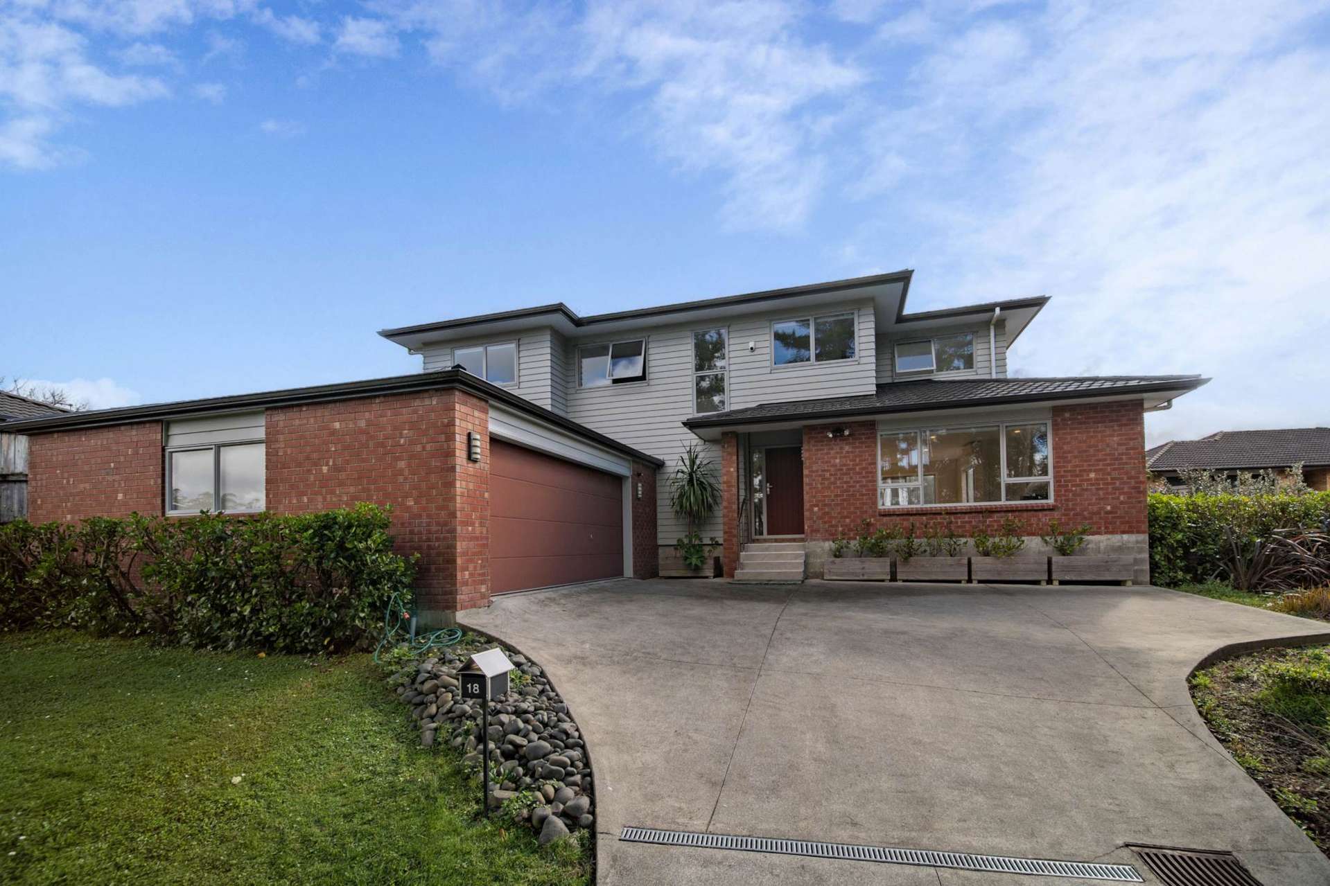 Bradnor Meadows Drive Swanson_0