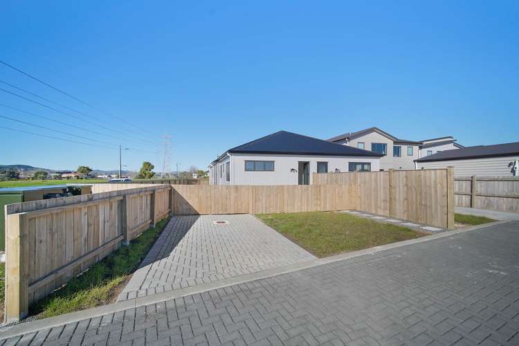 25 & 27 Kapeta Lane Karaka_17