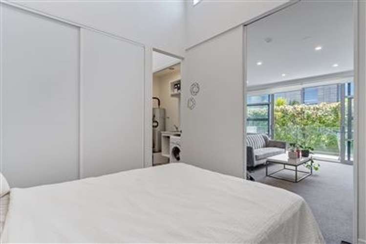 369 Murphys Road Flat Bush_4