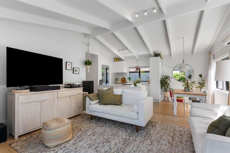 216B Meola Road Point Chevalier_2