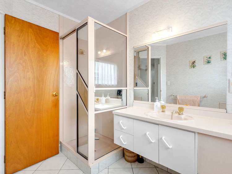 24 Webb Place Taradale_21