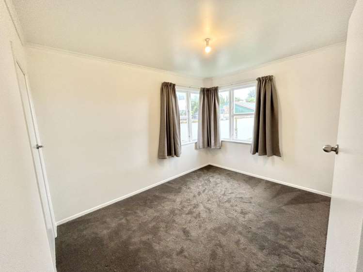 16 Shamrock Street 10516_7