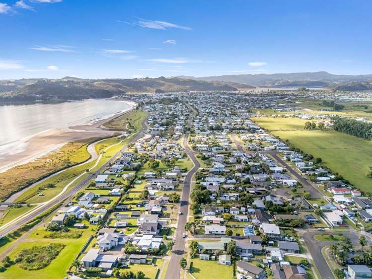 312 Cook Drive Whitianga_21