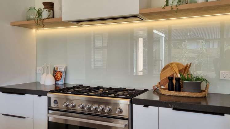 9 Awanui Crescent Matakana_5