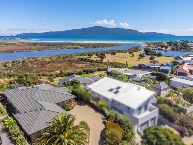 174 Weggery Drive Waikanae Beach_1