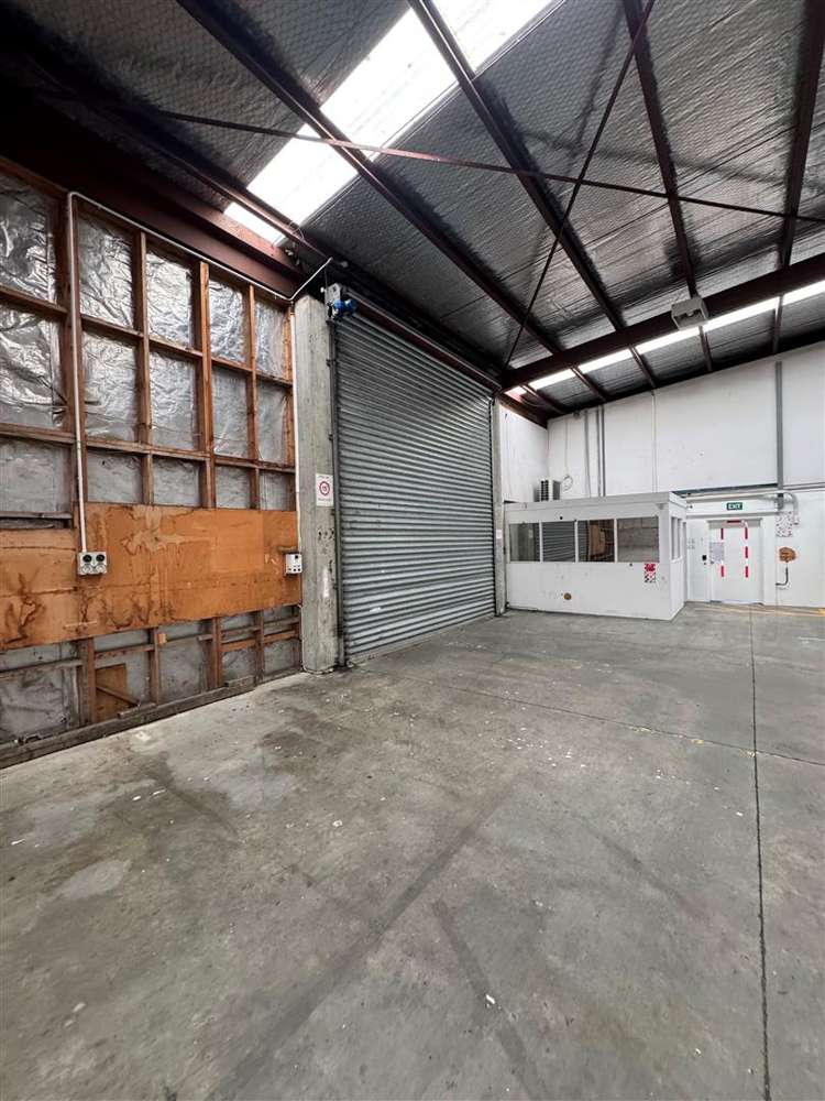 Unit 9, 4-8 Glover Street Ngauranga_2