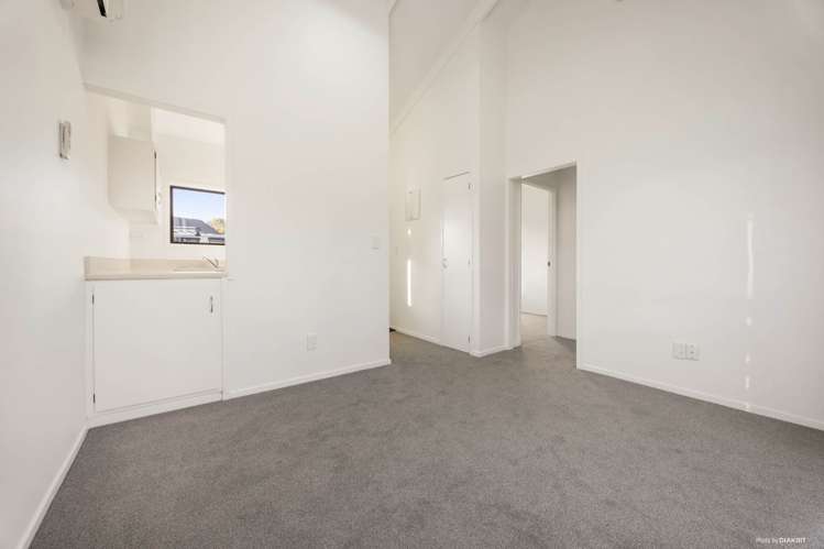8 Fantail Court Orewa_16