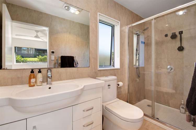 1 Astrolabe Place Gulf Harbour_15