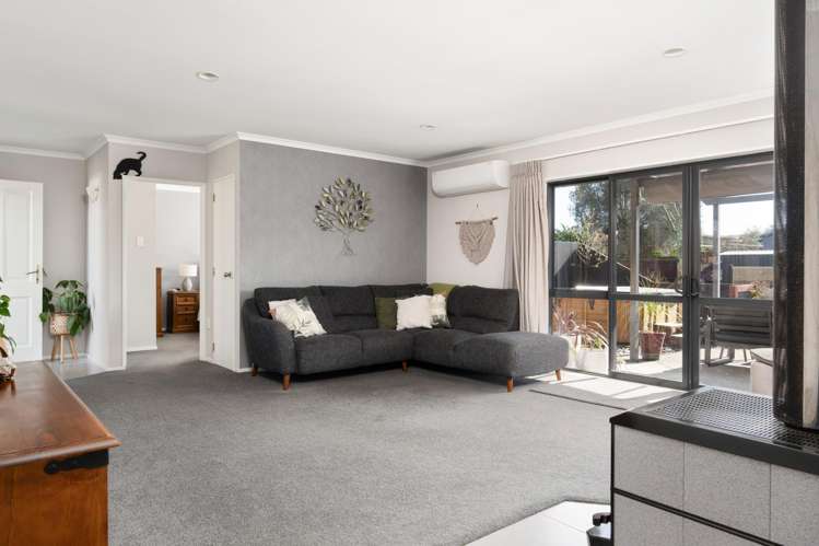 7 Margaret Place Lytton West_3