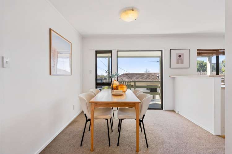2/491 Glenfield Road Glenfield_4
