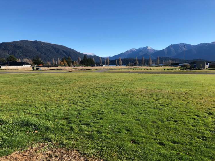 1 Cunaris Way Te Anau_1