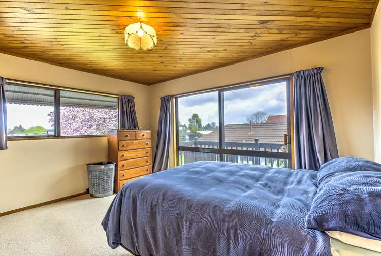 14 Cooper Place Chedworth_11