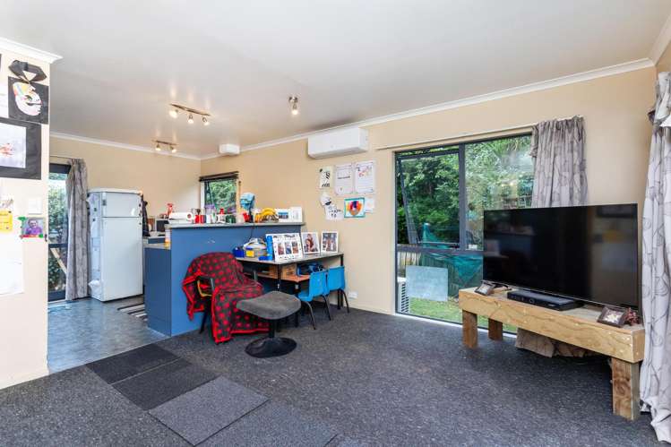 42 & 42A Vina Place Massey_14