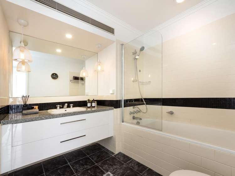 636/35 Hobson Street Auckland Central_16