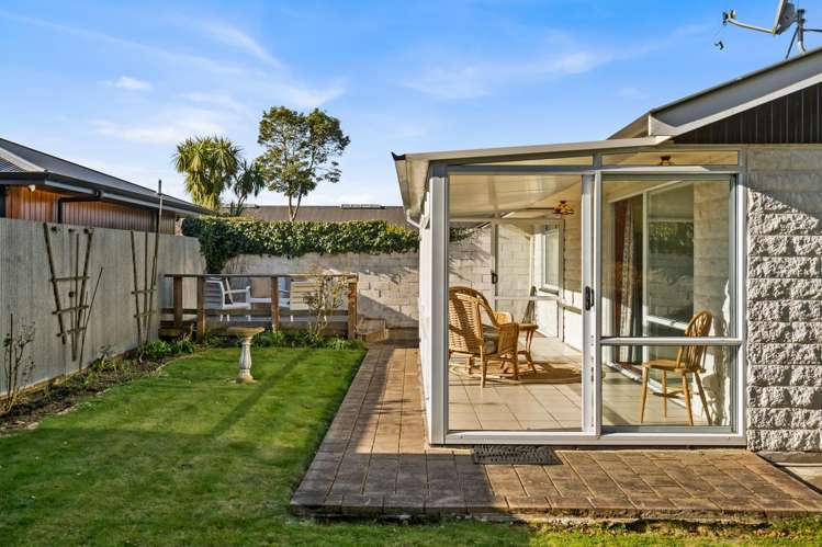 2/111A Rose Street Somerfield_22