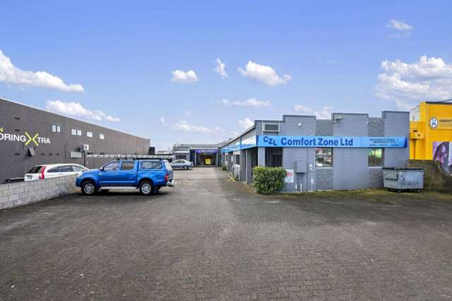 32 Clark Street New Lynn_3