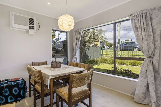 2/10 Onslow Road Papakura_3