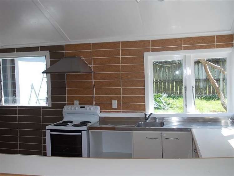 1/131 Matipo Road Te Atatu Peninsula_8