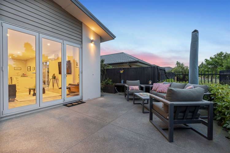 27 Famille Close Yaldhurst_12