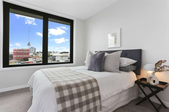 1/603 Enfield Street Mount Eden_4