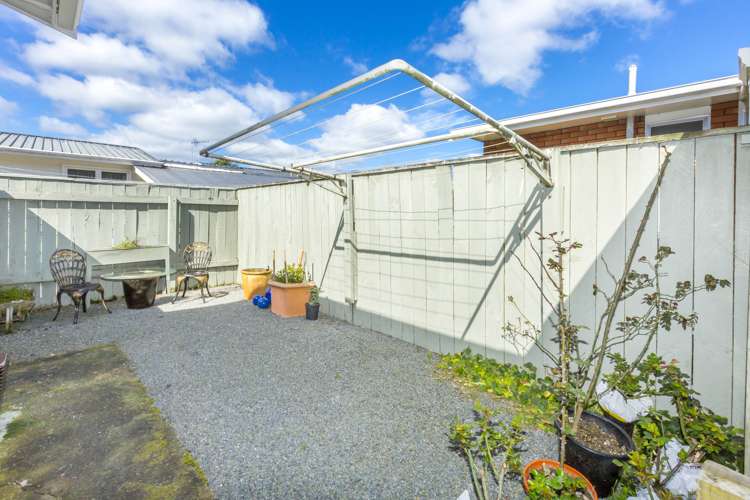 1/9 Denver Grove Totara Park_15