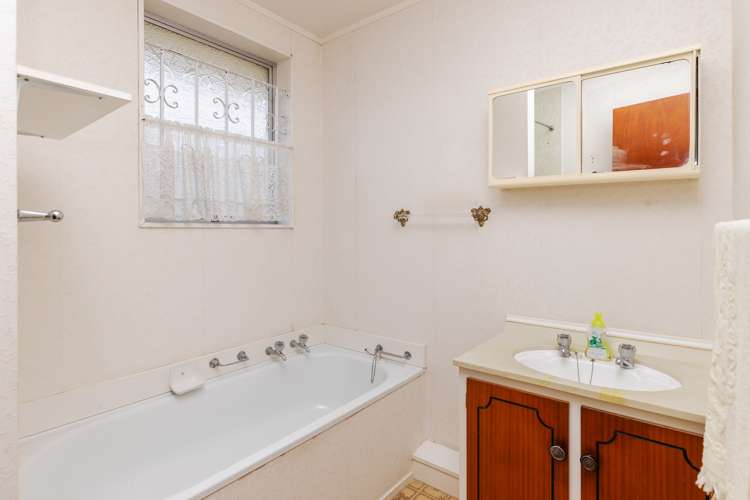 18a Claude Street Fairfield_9
