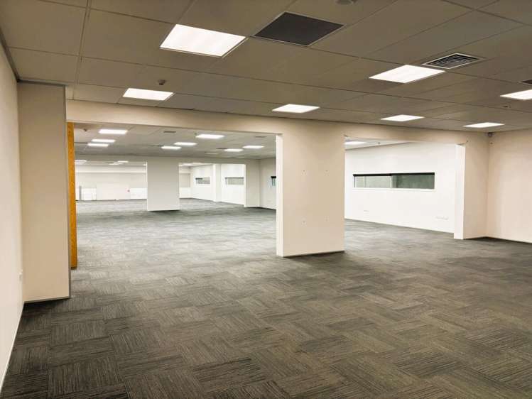 92 Russley Road Russley_11