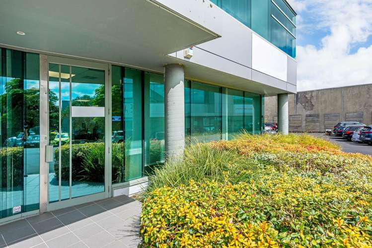 Unit F/112 Bush Road Rosedale_12